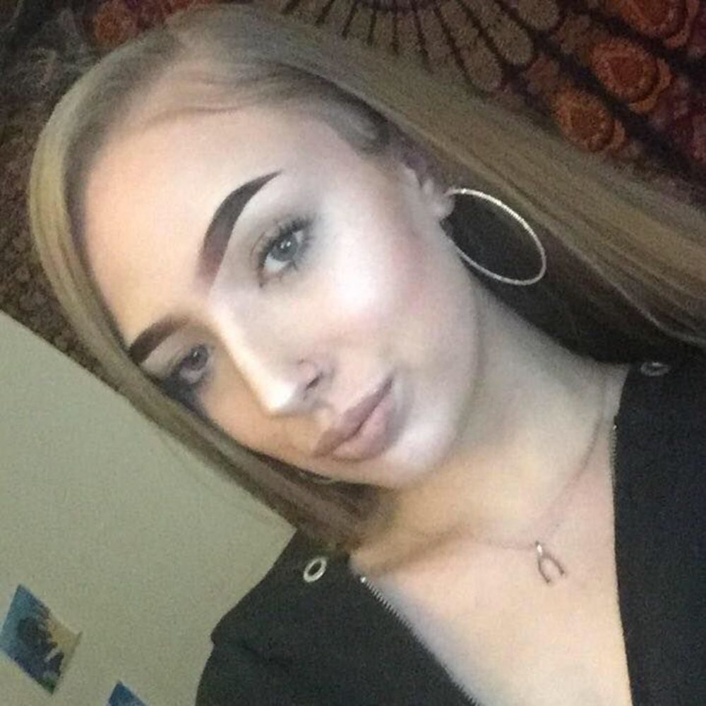 Meet your Posher, Hailey
